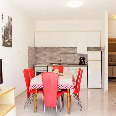 Adria Apartamento *